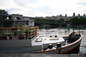 Sen Nehri'nde (La Siene) Yaşam